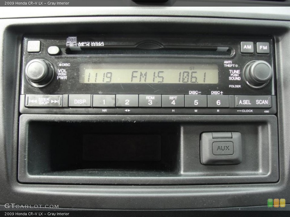 Gray Interior Controls for the 2009 Honda CR-V LX #46478424