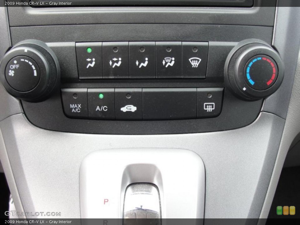 Gray Interior Controls for the 2009 Honda CR-V LX #46478439