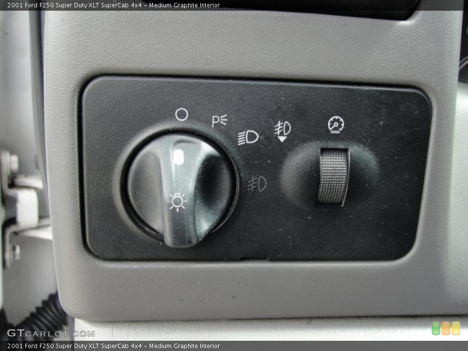 Medium Graphite Interior Controls for the 2001 Ford F250 Super Duty XLT SuperCab 4x4 #46480767
