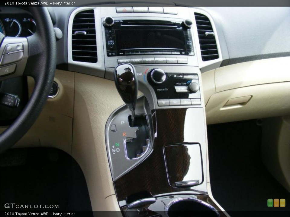 Ivory Interior Controls for the 2010 Toyota Venza AWD #46480785