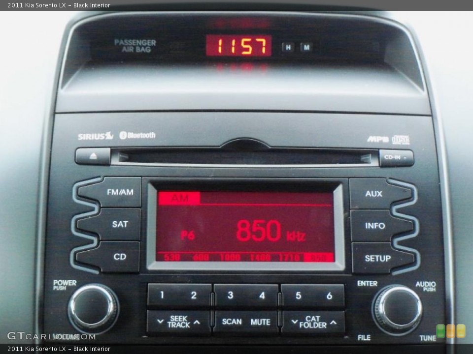 Black Interior Controls for the 2011 Kia Sorento LX #46483650