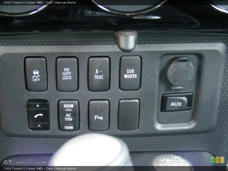 Dark Charcoal Interior Controls for the 2009 Toyota FJ Cruiser 4WD #46485517