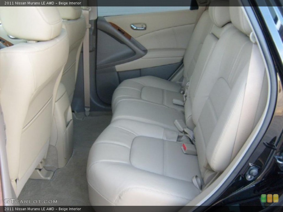 Beige Interior Photo for the 2011 Nissan Murano LE AWD #46489725