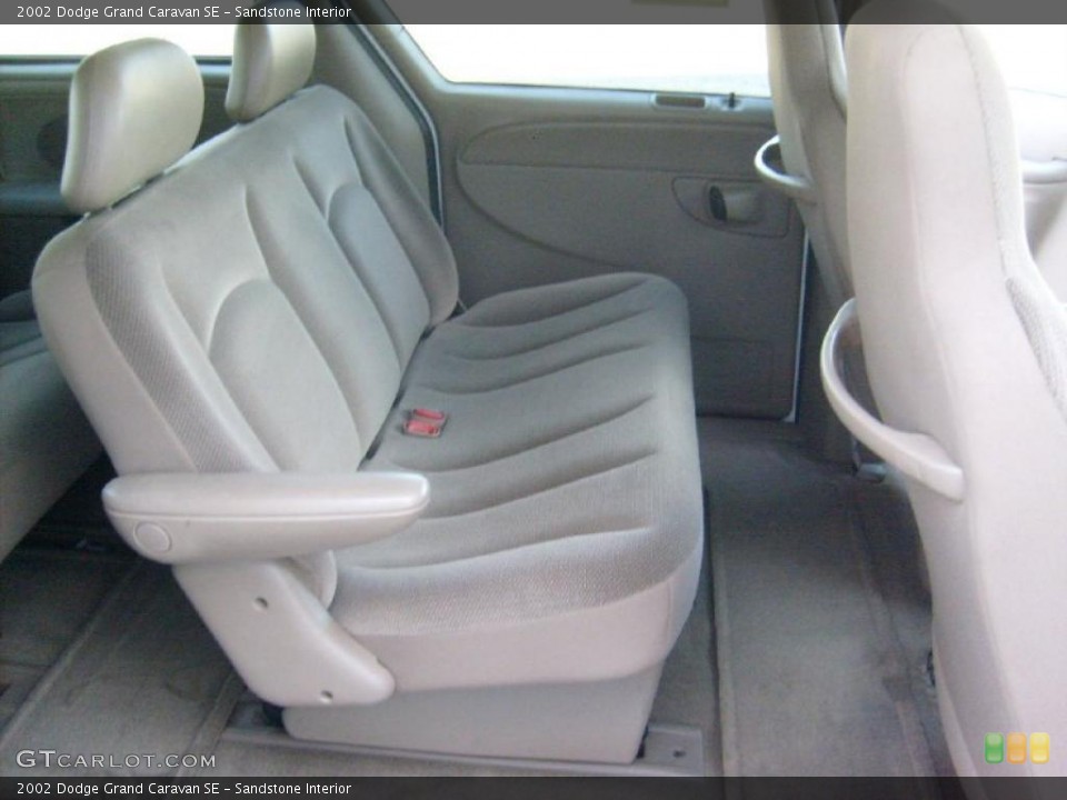 Sandstone Interior Photo for the 2002 Dodge Grand Caravan SE #46490379