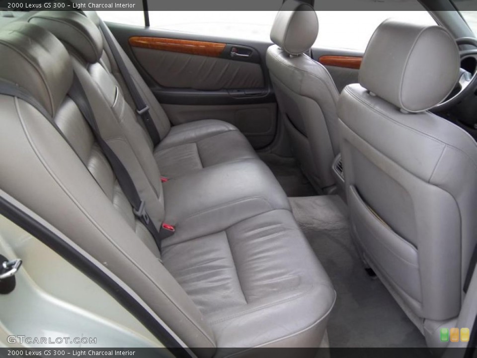 Light Charcoal Interior Photo for the 2000 Lexus GS 300 #46492176