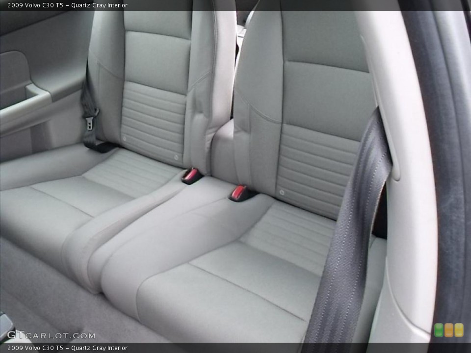 Quartz Gray Interior Photo for the 2009 Volvo C30 T5 #46492332