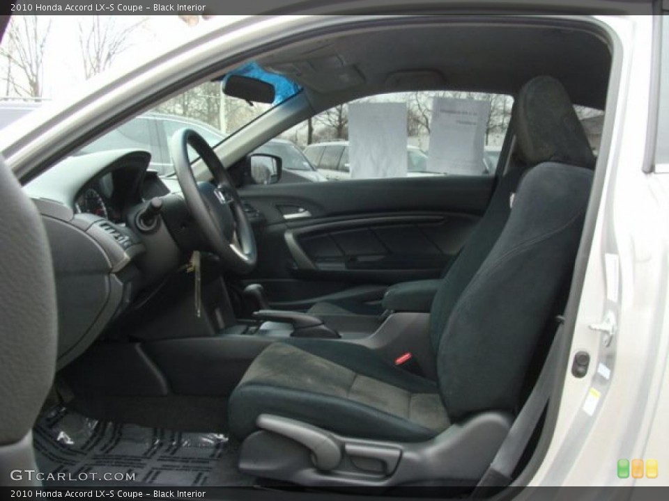 Black Interior Photo for the 2010 Honda Accord LX-S Coupe #46492620