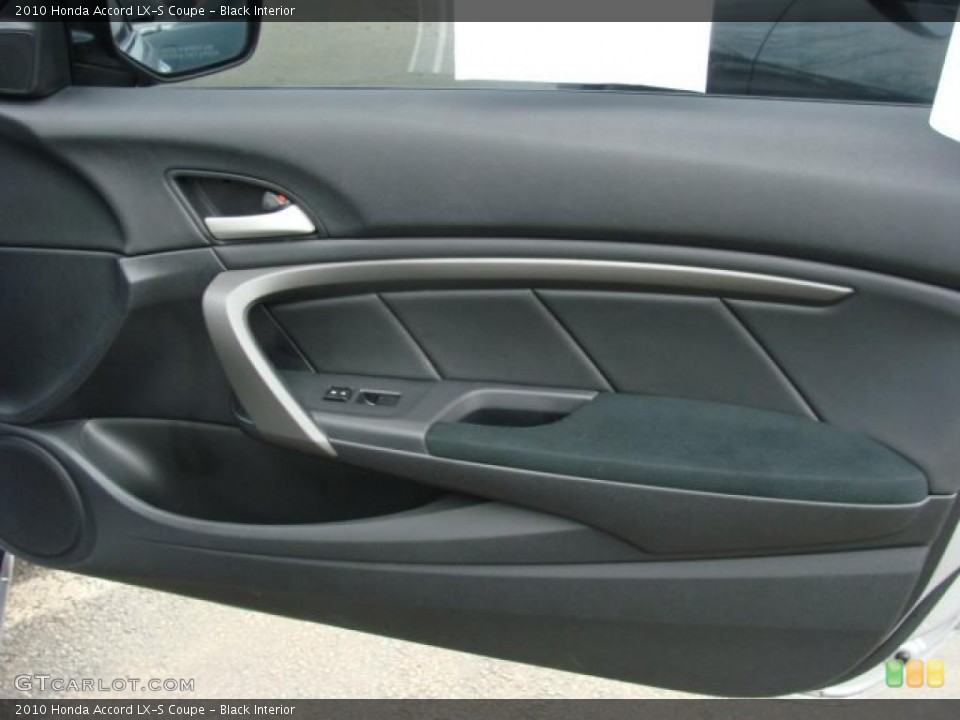 Black Interior Door Panel for the 2010 Honda Accord LX-S Coupe #46492734