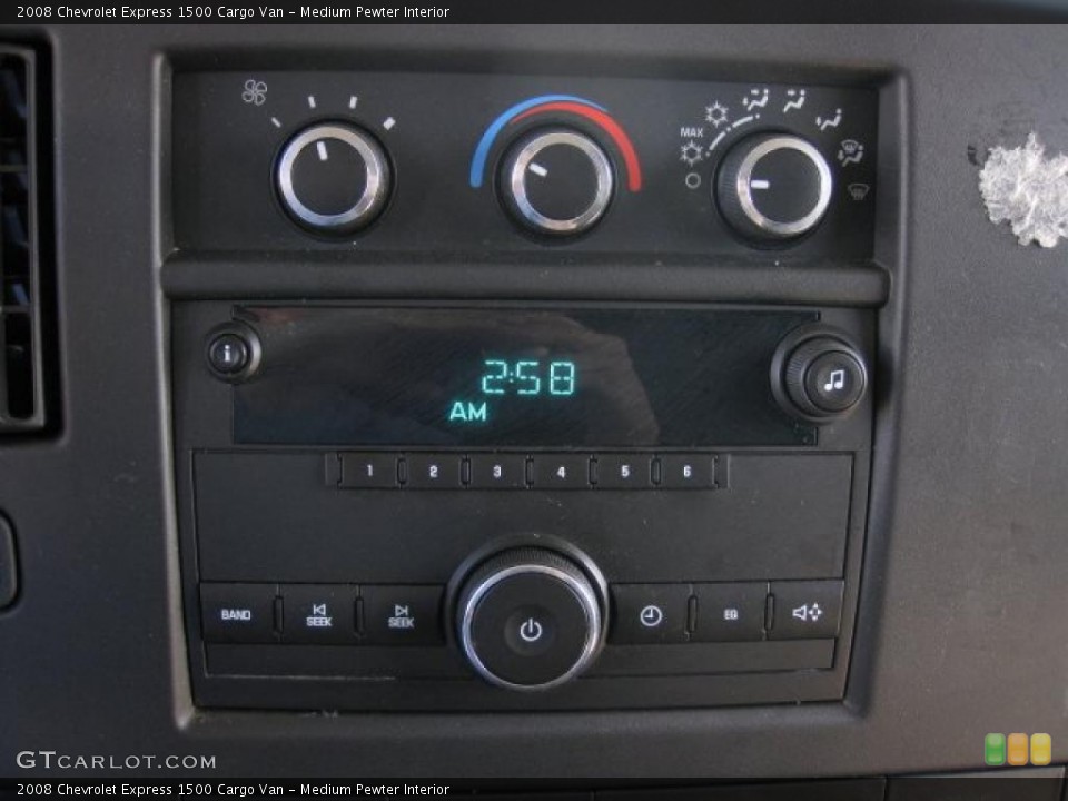 Medium Pewter Interior Controls for the 2008 Chevrolet Express 1500 Cargo Van #46493016