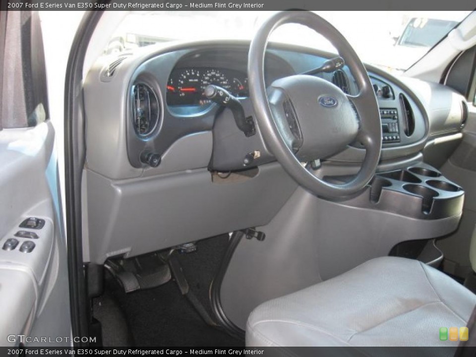 Medium Flint Grey Interior Photo for the 2007 Ford E Series Van E350 Super Duty Refrigerated Cargo #46493607