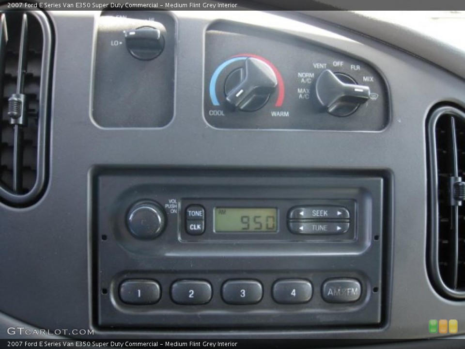 Medium Flint Grey Interior Controls for the 2007 Ford E Series Van E350 Super Duty Commercial #46493796