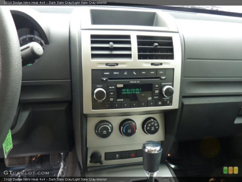 Dark Slate Gray/Light Slate Gray Interior Controls for the 2010 Dodge Nitro Heat 4x4 #46494084