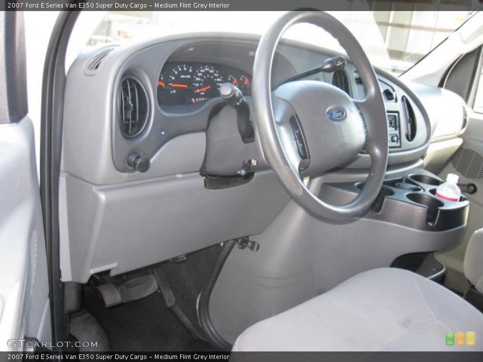 Medium Flint Grey Interior Photo for the 2007 Ford E Series Van E350 Super Duty Cargo #46494177