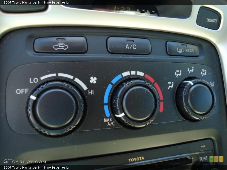 Ivory Beige Interior Controls for the 2006 Toyota Highlander I4 #46498251
