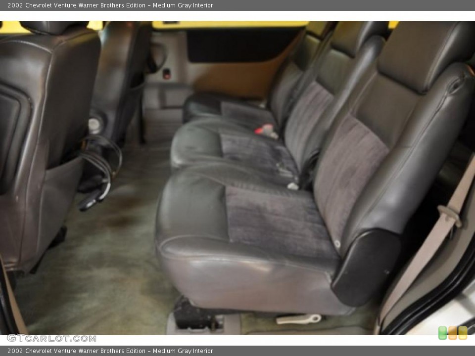 Medium Gray Interior Photo for the 2002 Chevrolet Venture Warner Brothers Edition #46499178