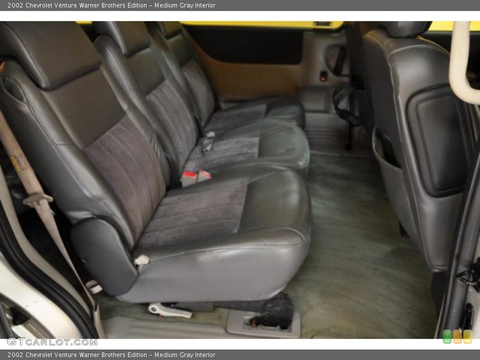 Medium Gray Interior Photo for the 2002 Chevrolet Venture Warner Brothers Edition #46499190