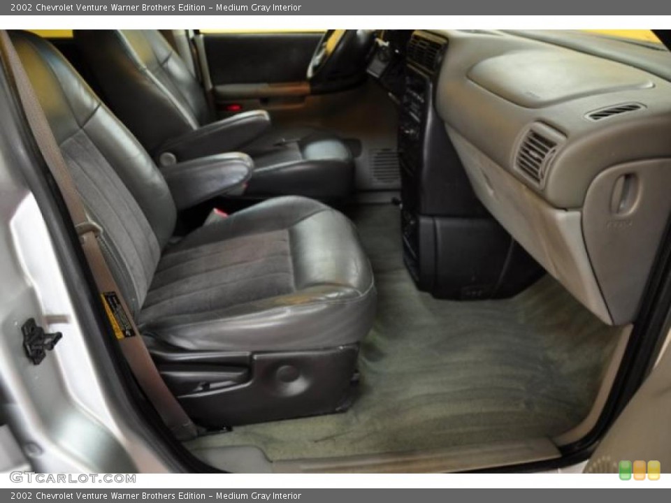 Medium Gray Interior Photo for the 2002 Chevrolet Venture Warner Brothers Edition #46499193