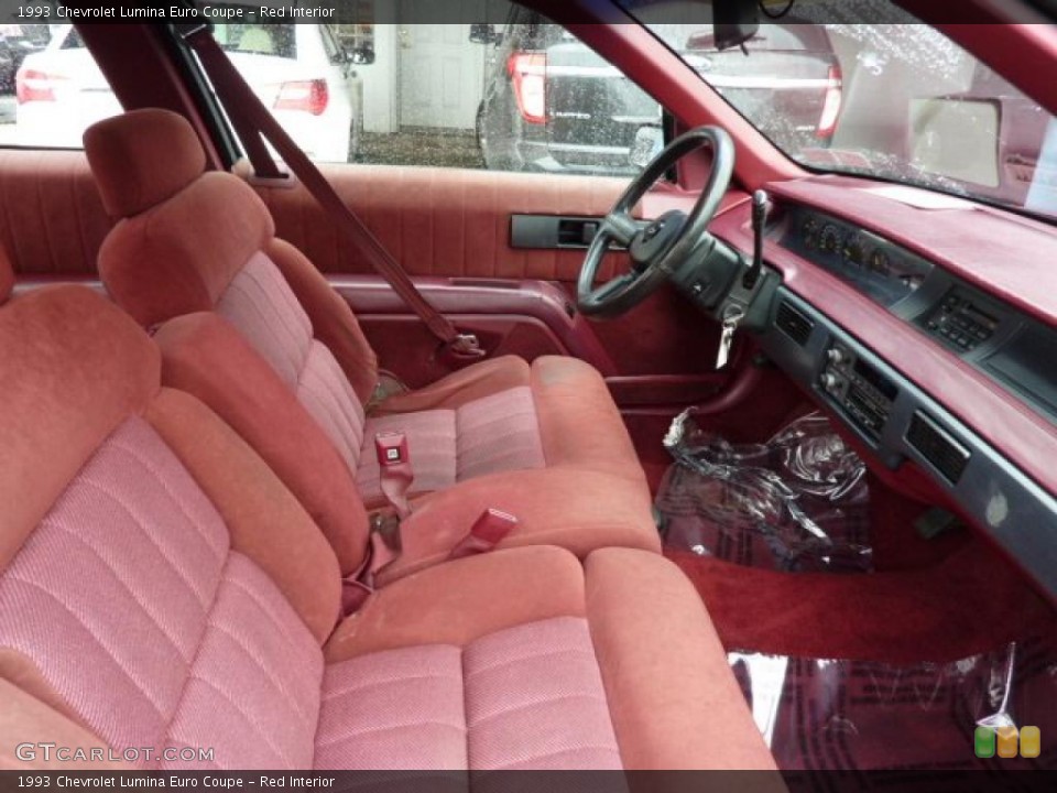 Red Interior Photo for the 1993 Chevrolet Lumina Euro Coupe #46502054