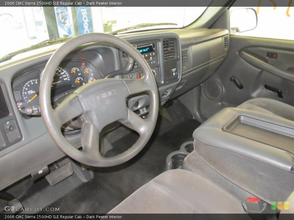 Dark Pewter Interior Photo for the 2006 GMC Sierra 2500HD SLE Regular Cab #46513917