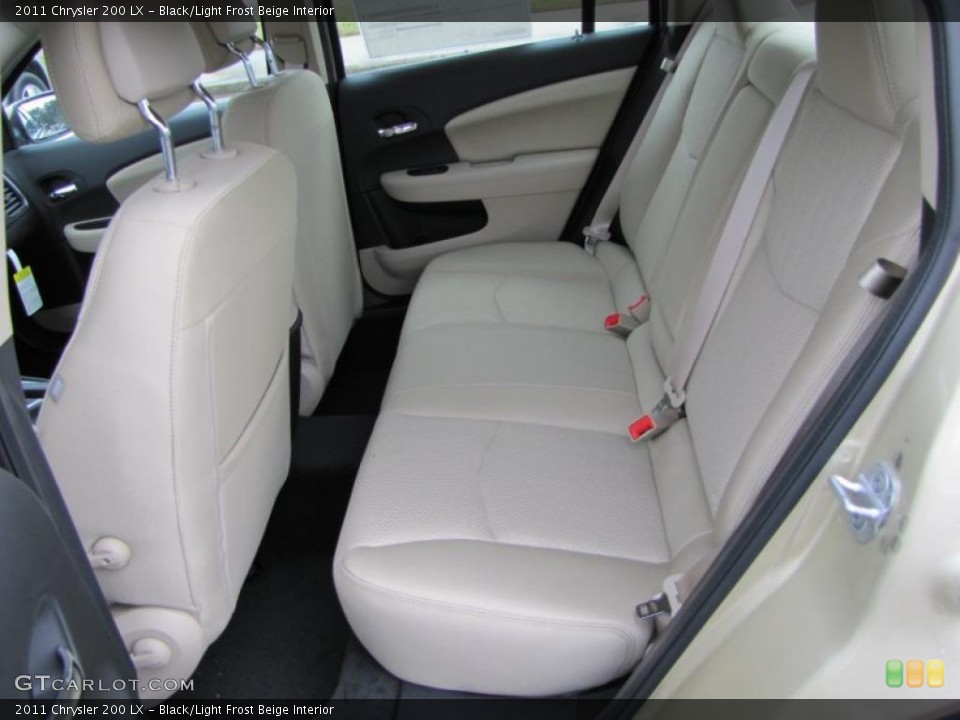 Black/Light Frost Beige Interior Photo for the 2011 Chrysler 200 LX #46514265