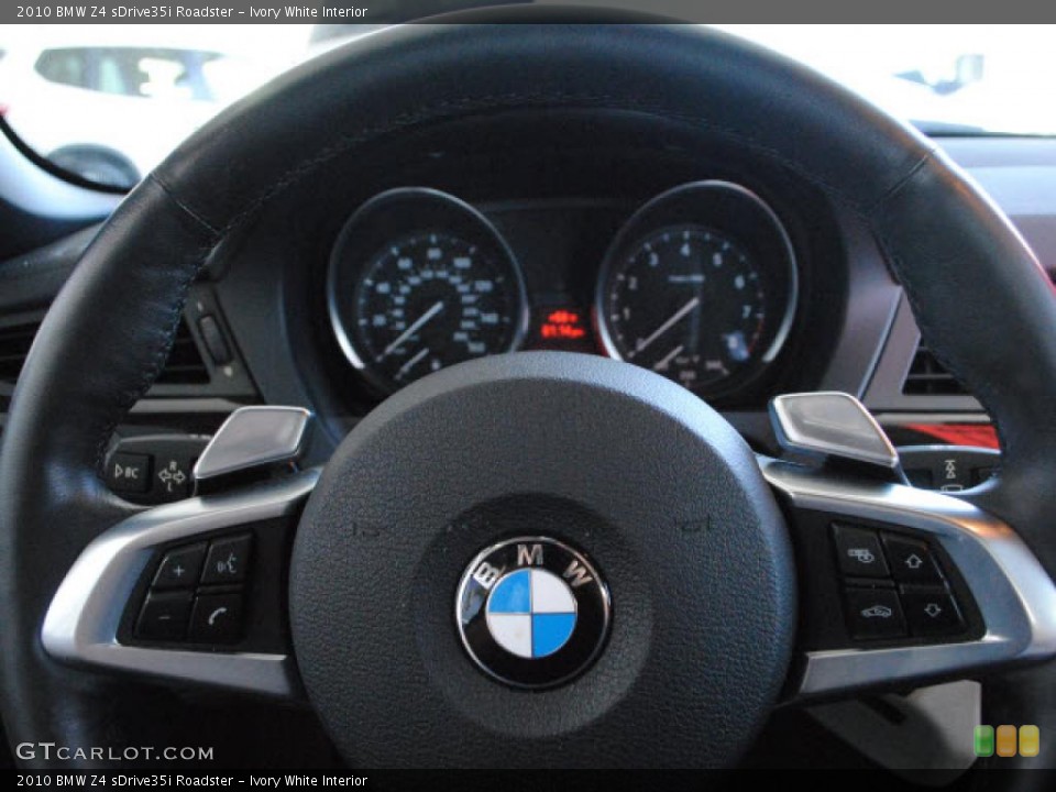 Ivory White Interior Controls for the 2010 BMW Z4 sDrive35i Roadster #46515936
