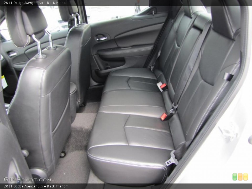 Black Interior Photo for the 2011 Dodge Avenger Lux #46516071