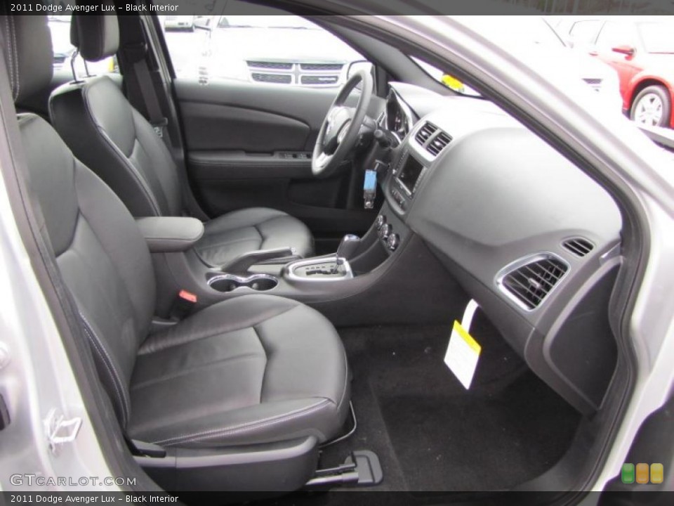 Black Interior Photo for the 2011 Dodge Avenger Lux #46516086