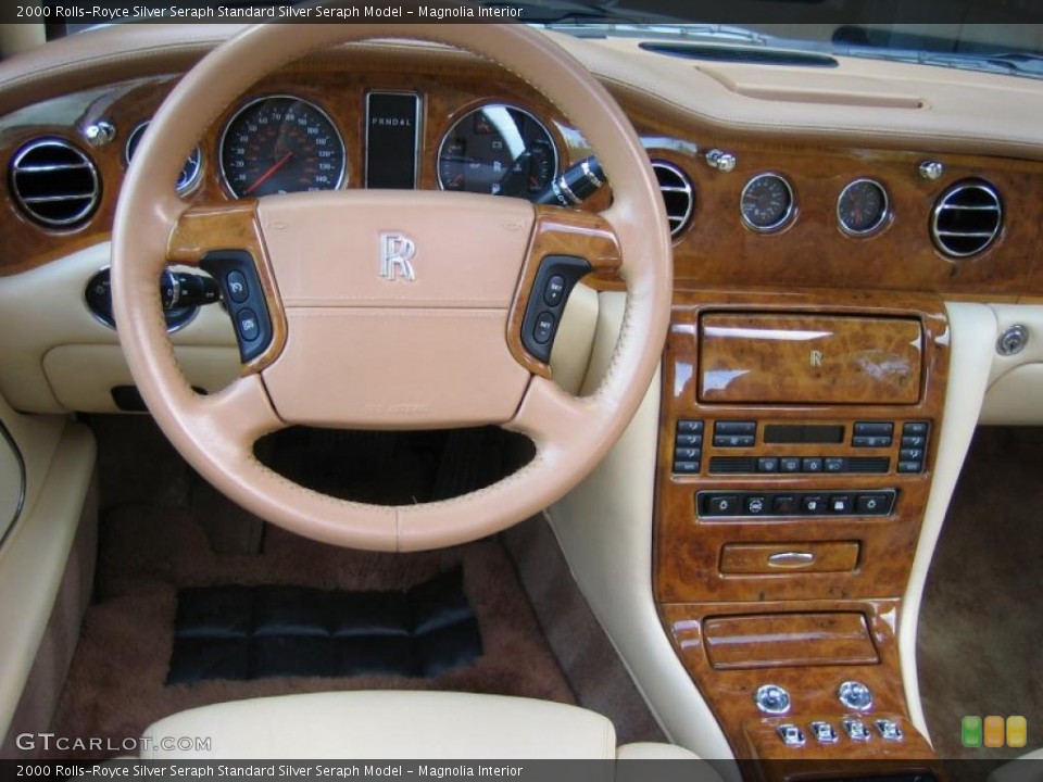 Magnolia Interior Dashboard for the 2000 Rolls-Royce Silver Seraph  #46516179