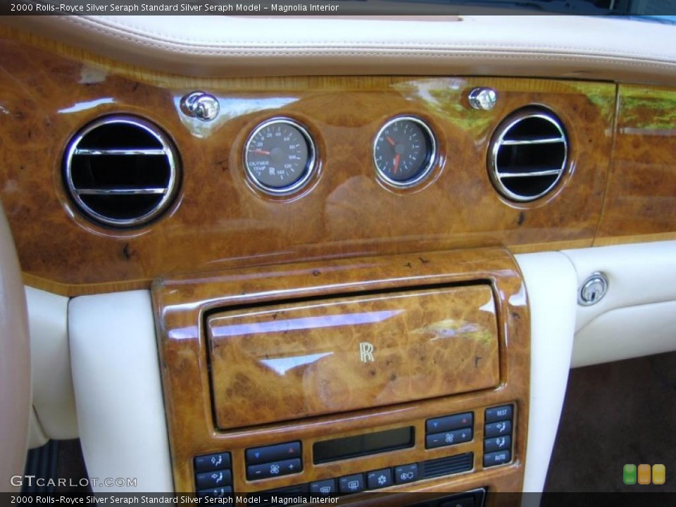 Magnolia Interior Controls for the 2000 Rolls-Royce Silver Seraph  #46516236