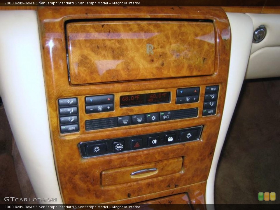 Magnolia Interior Controls for the 2000 Rolls-Royce Silver Seraph  #46516266