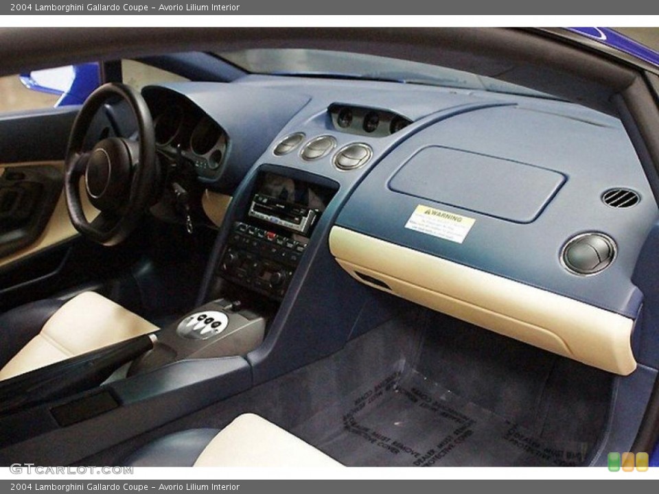 Avorio Lilium Interior Dashboard for the 2004 Lamborghini Gallardo Coupe #46516755