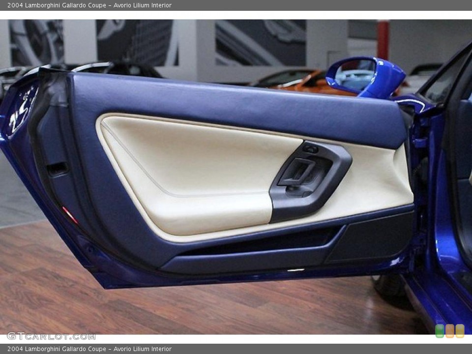 Avorio Lilium Interior Door Panel for the 2004 Lamborghini Gallardo Coupe #46516842
