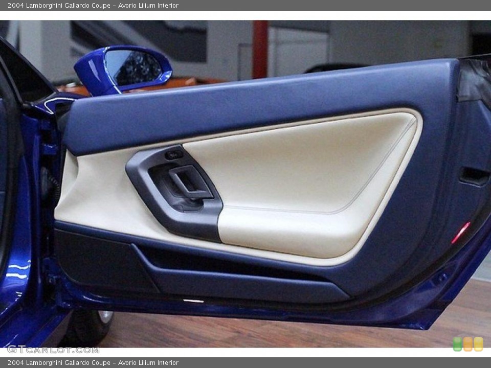 Avorio Lilium Interior Door Panel for the 2004 Lamborghini Gallardo Coupe #46516857