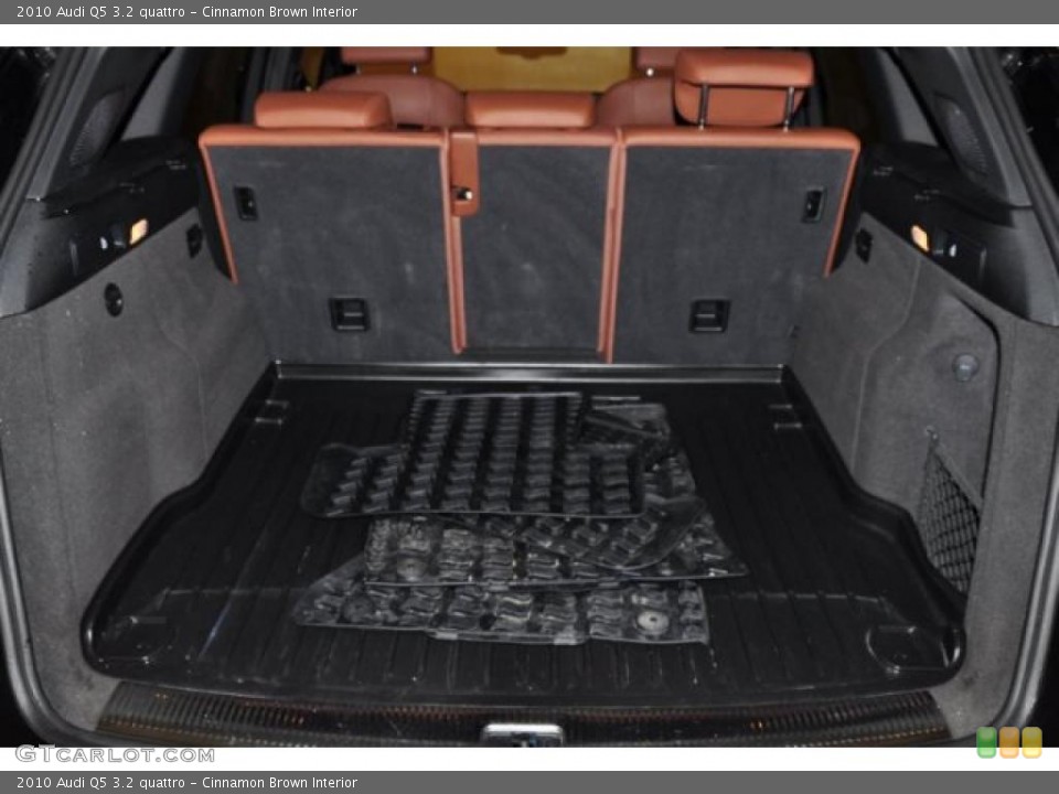 Cinnamon Brown Interior Trunk for the 2010 Audi Q5 3.2 quattro #46524027