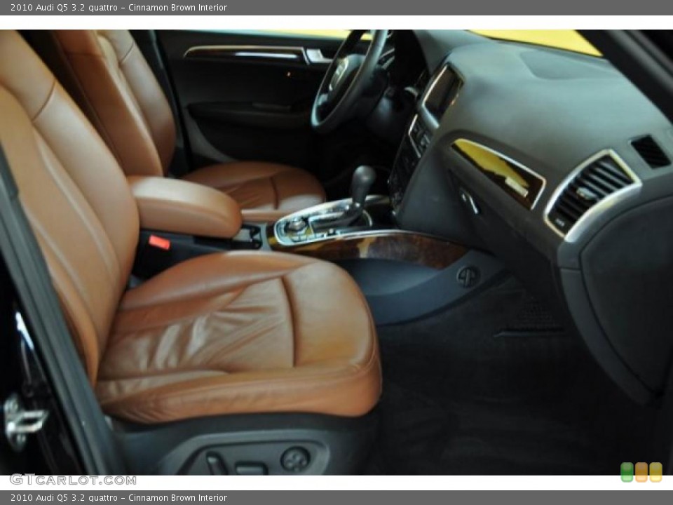 Cinnamon Brown Interior Photo for the 2010 Audi Q5 3.2 quattro #46524057