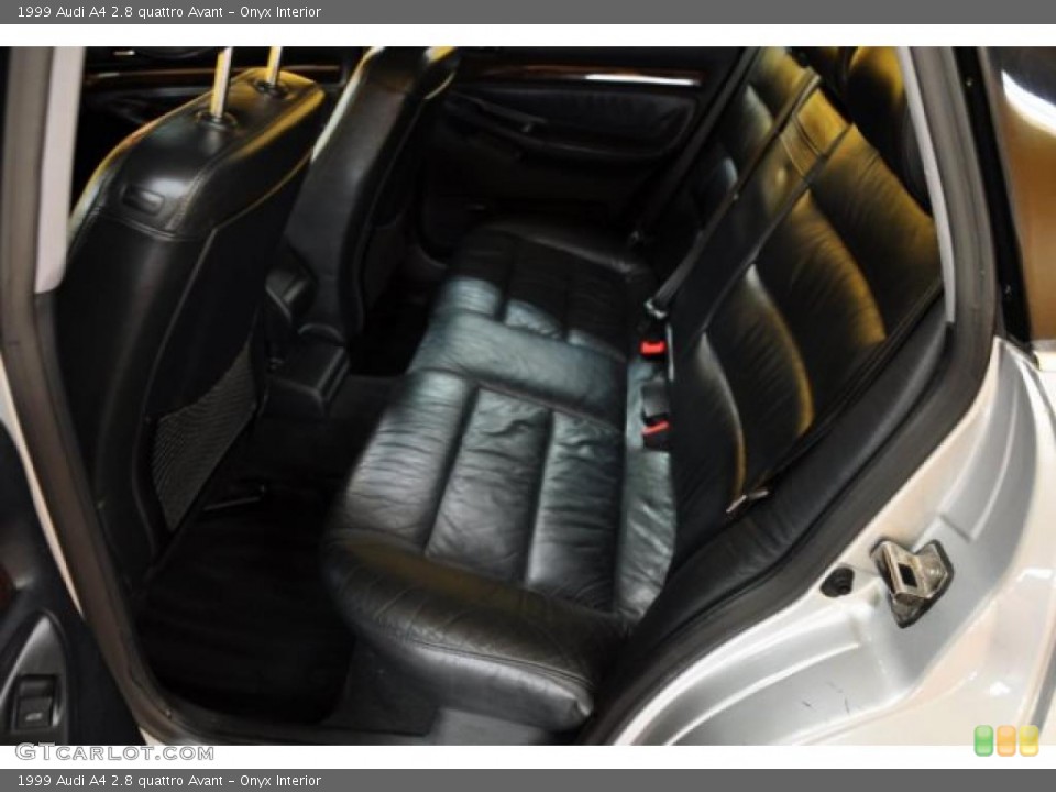 Onyx Interior Photo for the 1999 Audi A4 2.8 quattro Avant #46526322