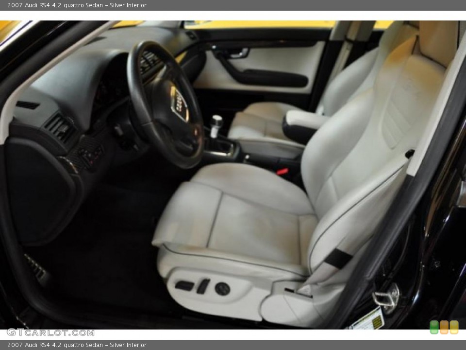 Silver Interior Photo for the 2007 Audi RS4 4.2 quattro Sedan #46528254