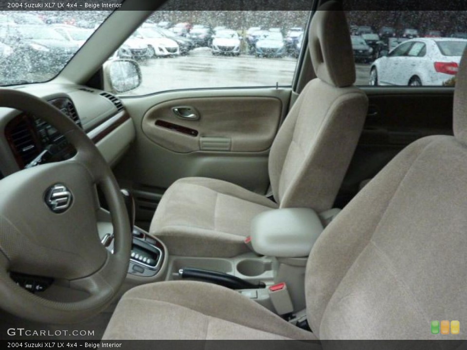 Beige Interior Photo for the 2004 Suzuki XL7 LX 4x4 #46529970