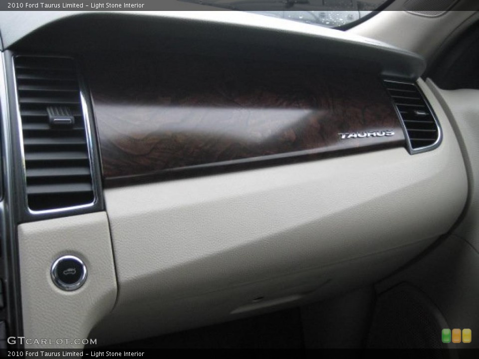 Light Stone Interior Photo for the 2010 Ford Taurus Limited #46539318