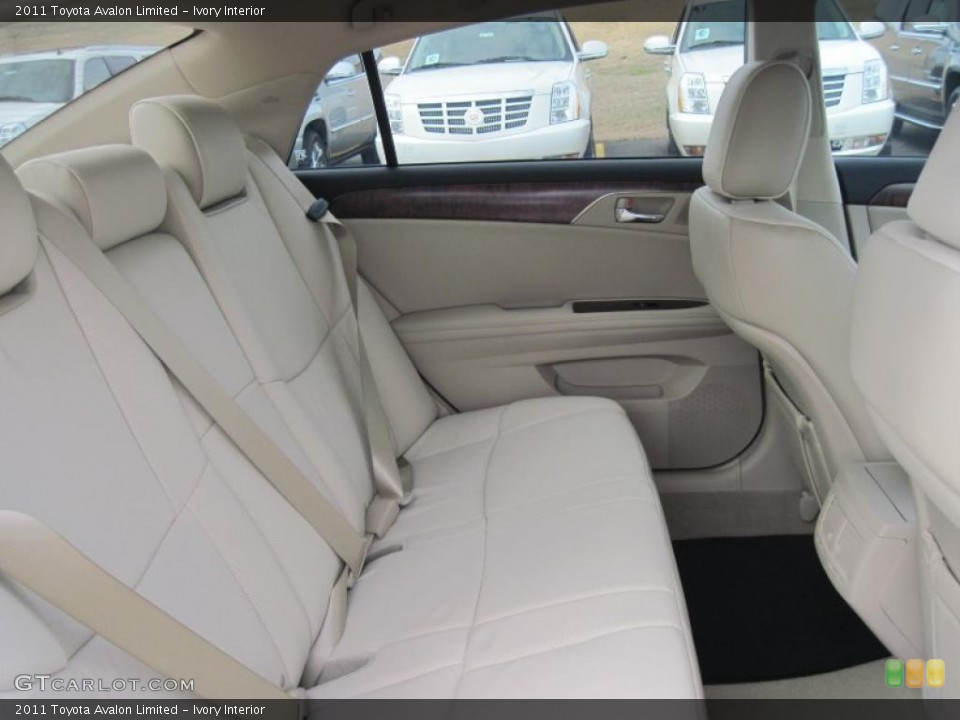 Ivory Interior Photo for the 2011 Toyota Avalon Limited #46544028