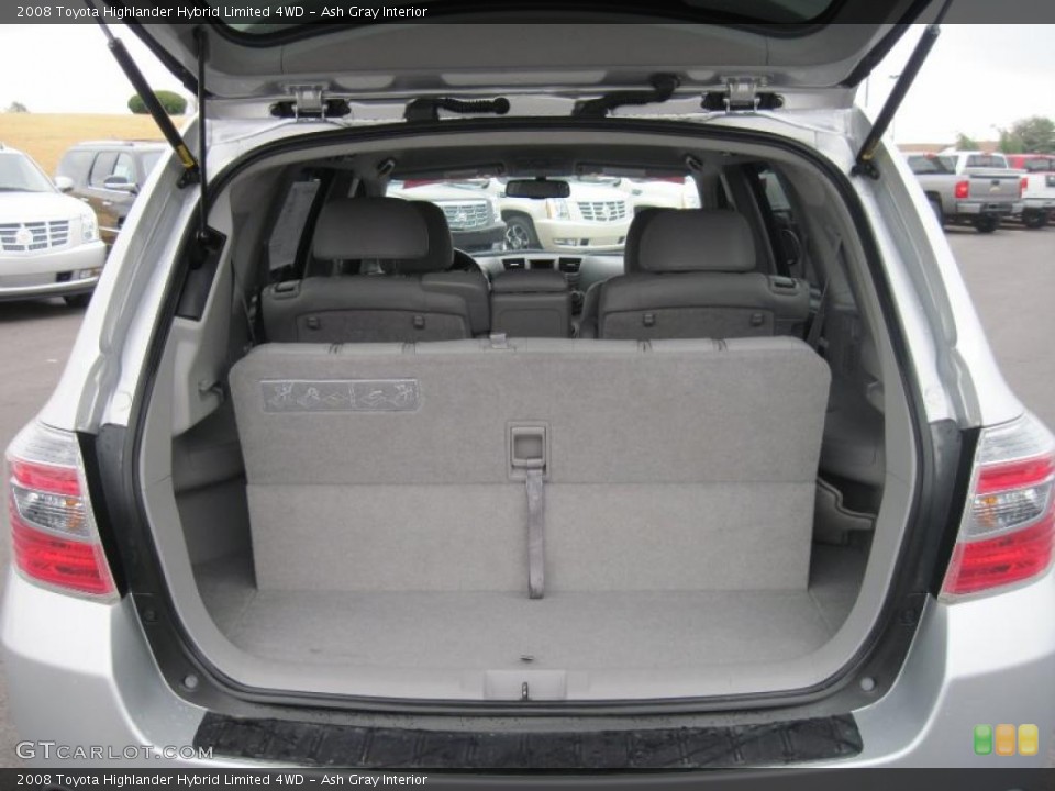 Ash Gray Interior Trunk for the 2008 Toyota Highlander Hybrid Limited 4WD #46544358