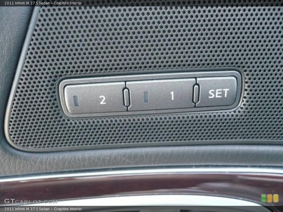Graphite Interior Controls for the 2011 Infiniti M 37 S Sedan #46546844