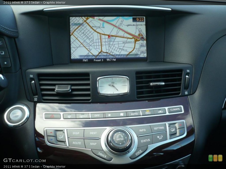 Graphite Interior Controls for the 2011 Infiniti M 37 S Sedan #46546946
