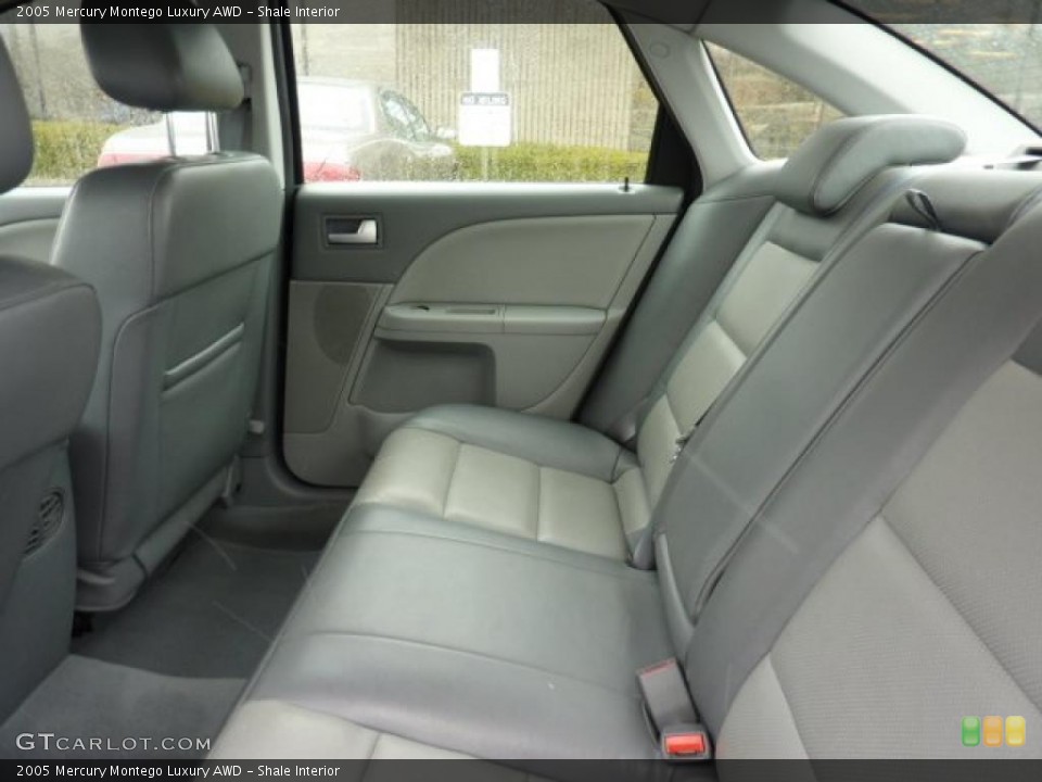 Shale Interior Photo for the 2005 Mercury Montego Luxury AWD #46546949