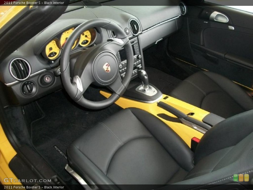 Black Interior Photo for the 2011 Porsche Boxster S #46547288
