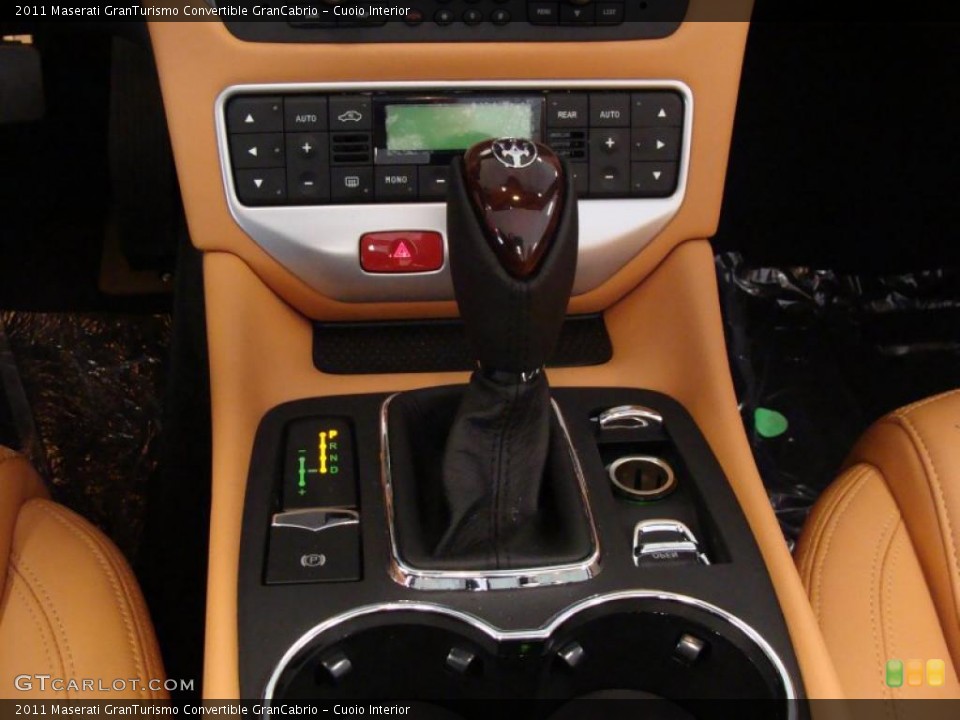 Cuoio Interior Transmission for the 2011 Maserati GranTurismo Convertible GranCabrio #46549250