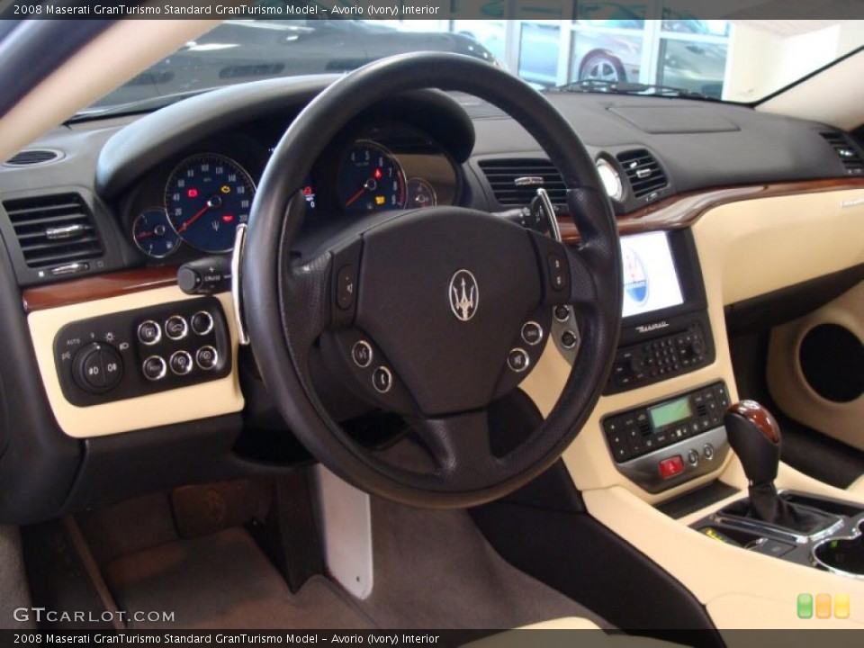 Avorio (Ivory) Interior Dashboard for the 2008 Maserati GranTurismo  #46549544