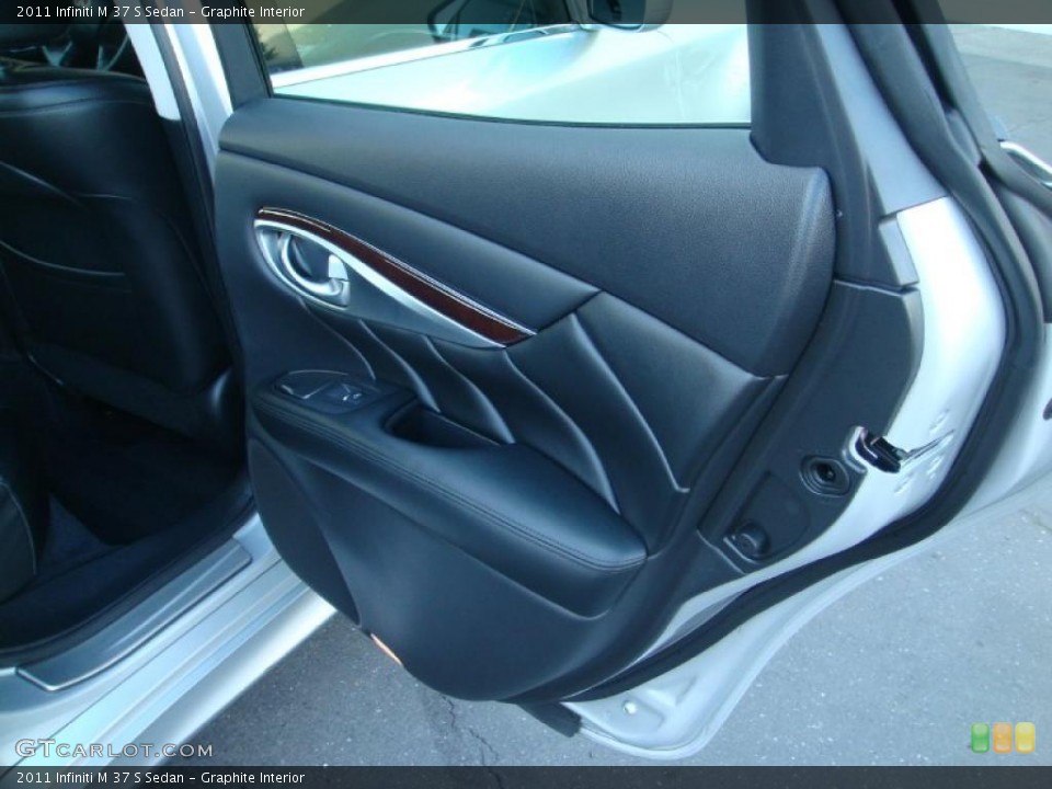 Graphite Interior Door Panel for the 2011 Infiniti M 37 S Sedan #46550705