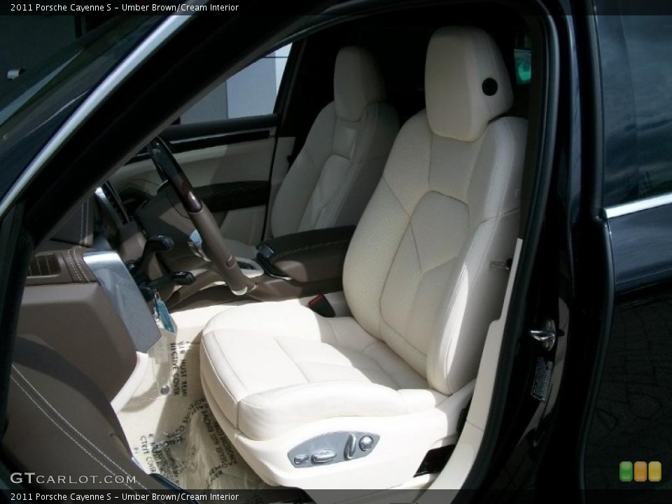 Umber Brown/Cream Interior Photo for the 2011 Porsche Cayenne S #46550909