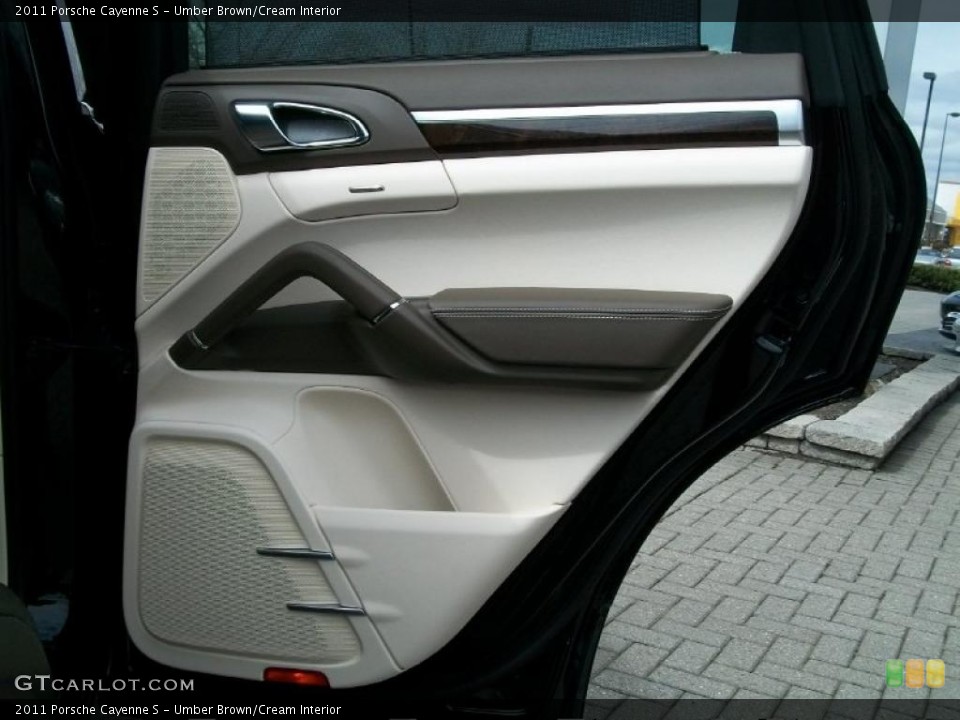 Umber Brown/Cream Interior Door Panel for the 2011 Porsche Cayenne S #46551008